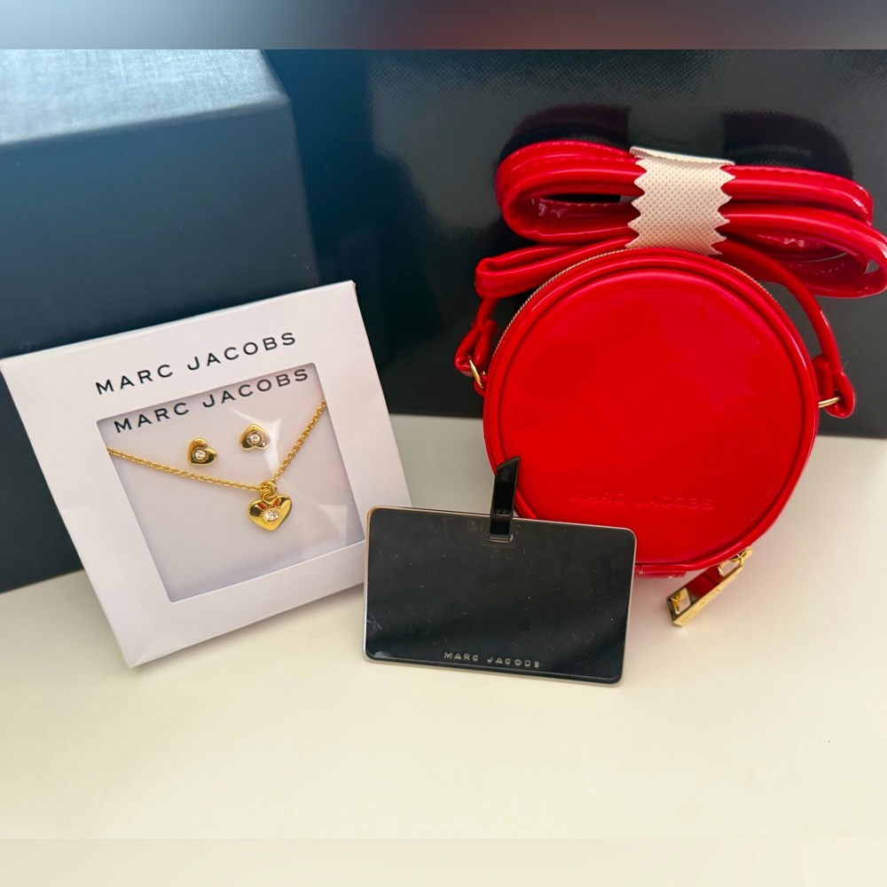 🌻 NEW Marc Jacobs Bundle